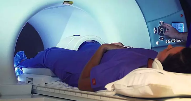 Abdomen & Pelvis MRI Scan